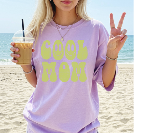 Cool Mom - Tee