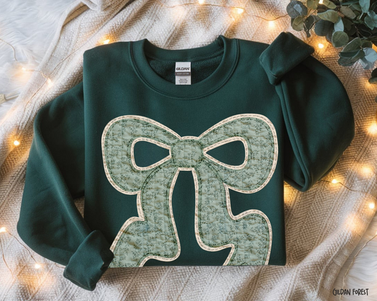 Patchwork Holiday Bow: Christmas- Sweatshirt